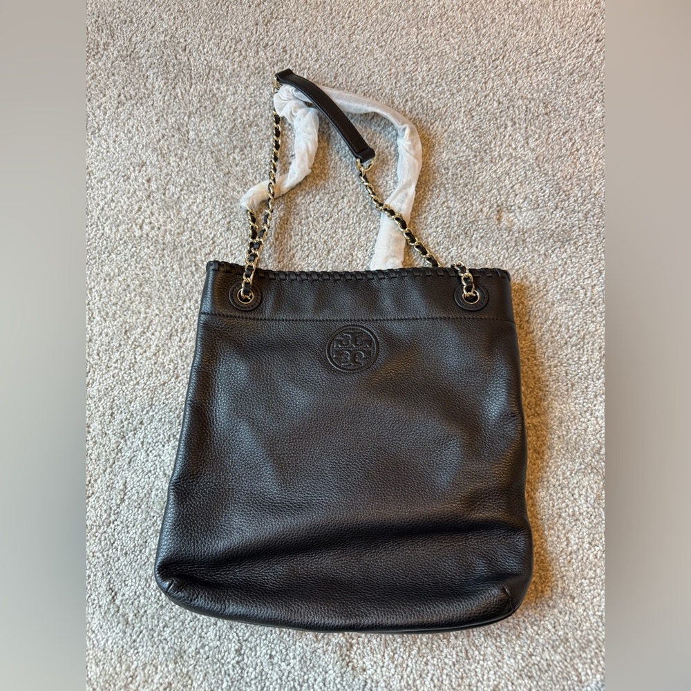 Tory Burch Marion Swingpack, black leather bag